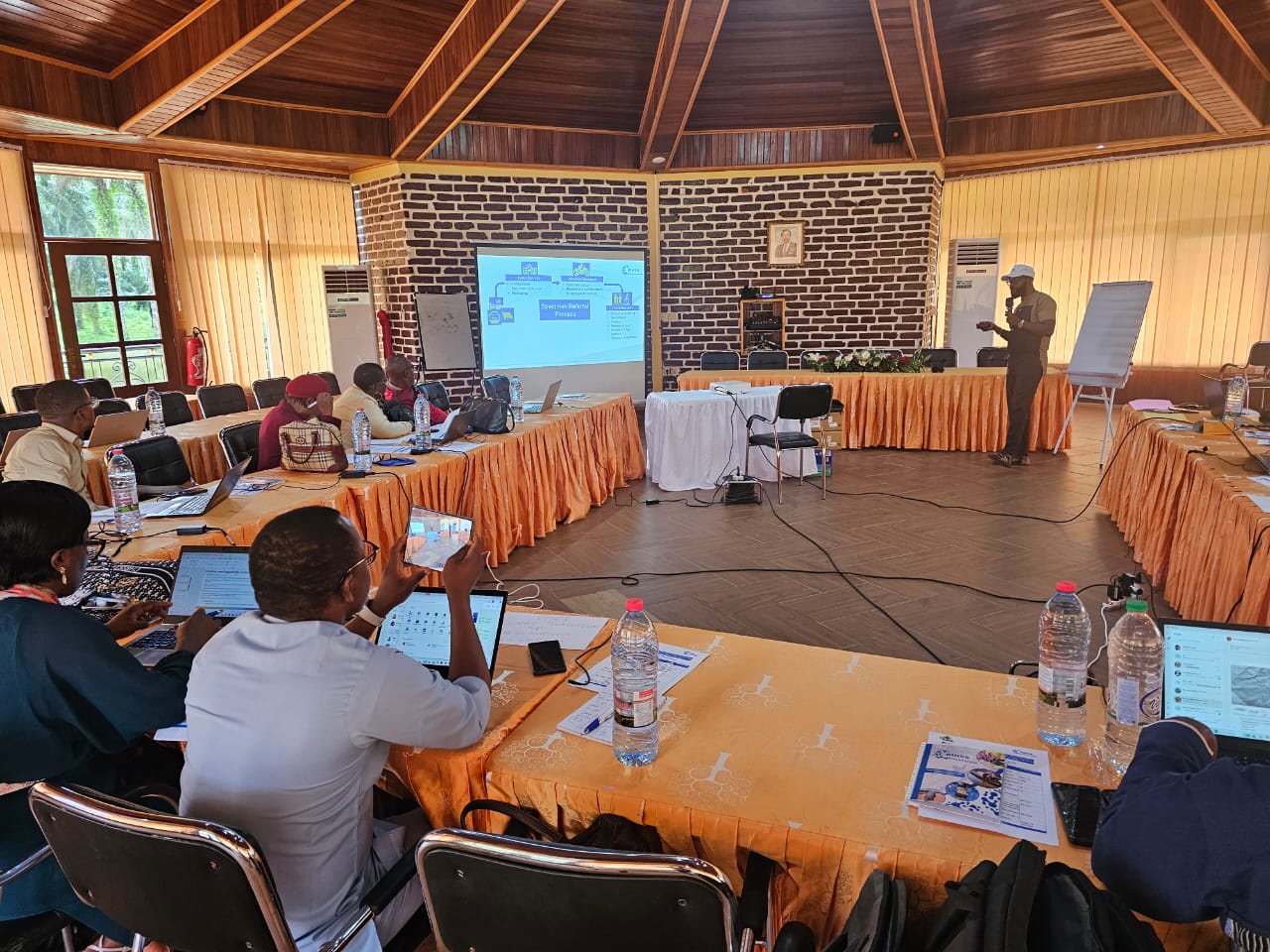 CRIHSS FOUNDATION en Séminaire au Centre Touristique de Nkolandom : Quand Expertise et Évasion s’unissent pour la Qualité des Données